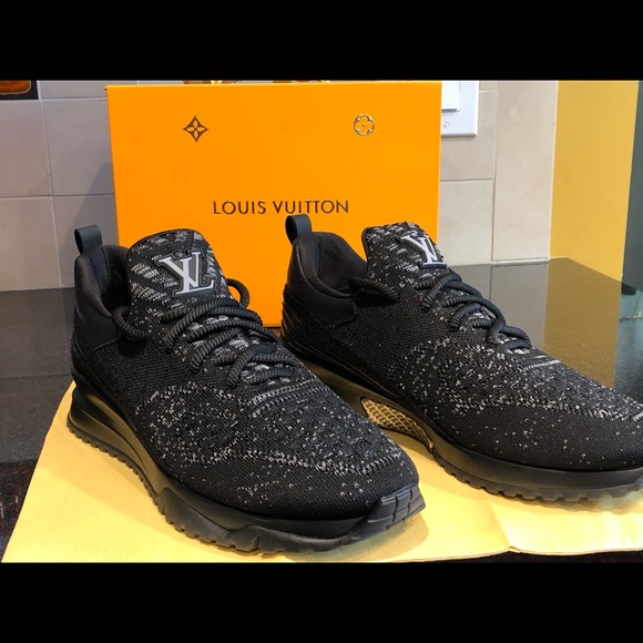 Louis Vuitton Unisex Black Sneakers-Brand New- Size 43 - Picture 2 of 12